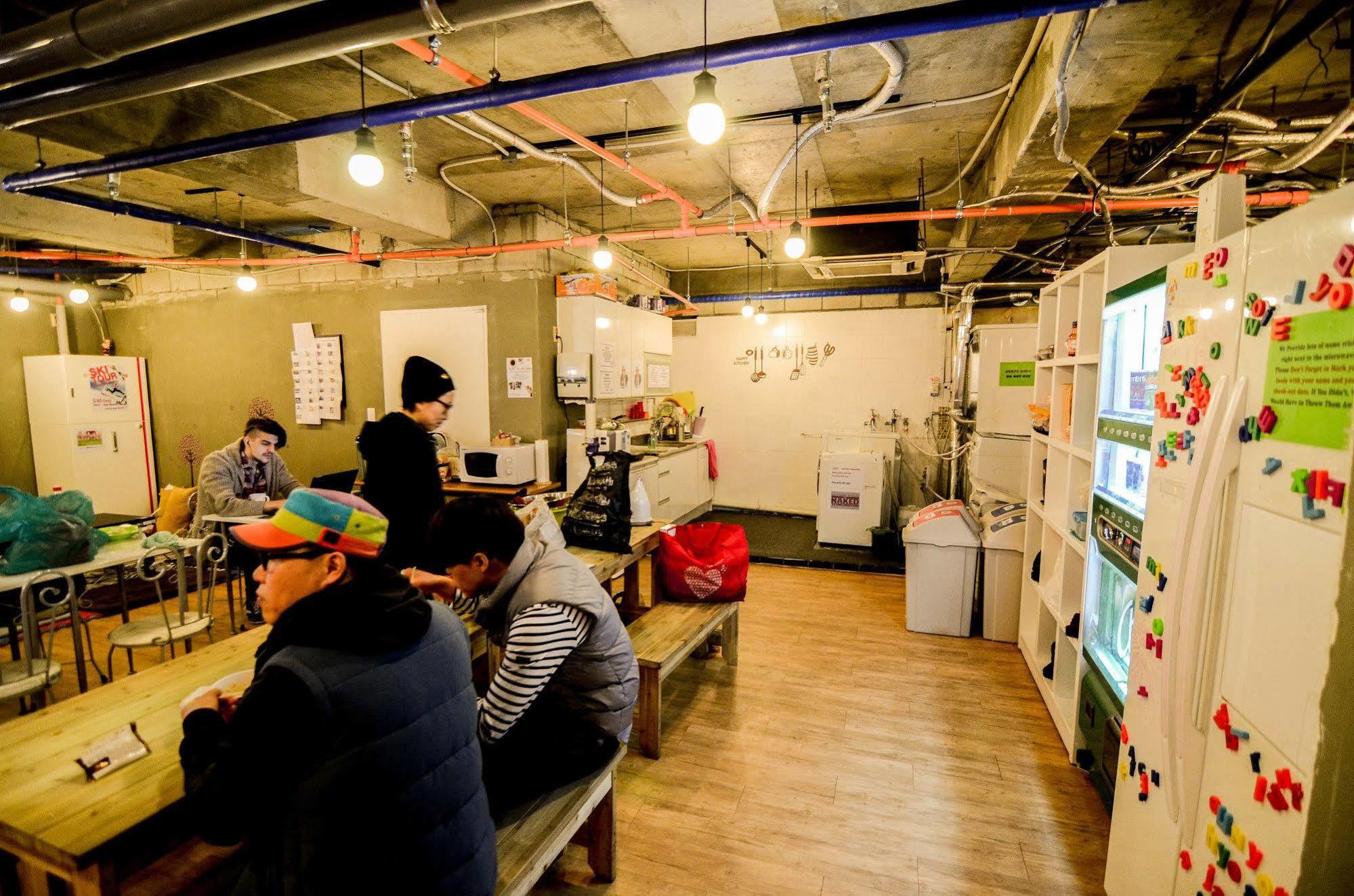 Yakorea Hostel Hongdae Seoul Luaran gambar