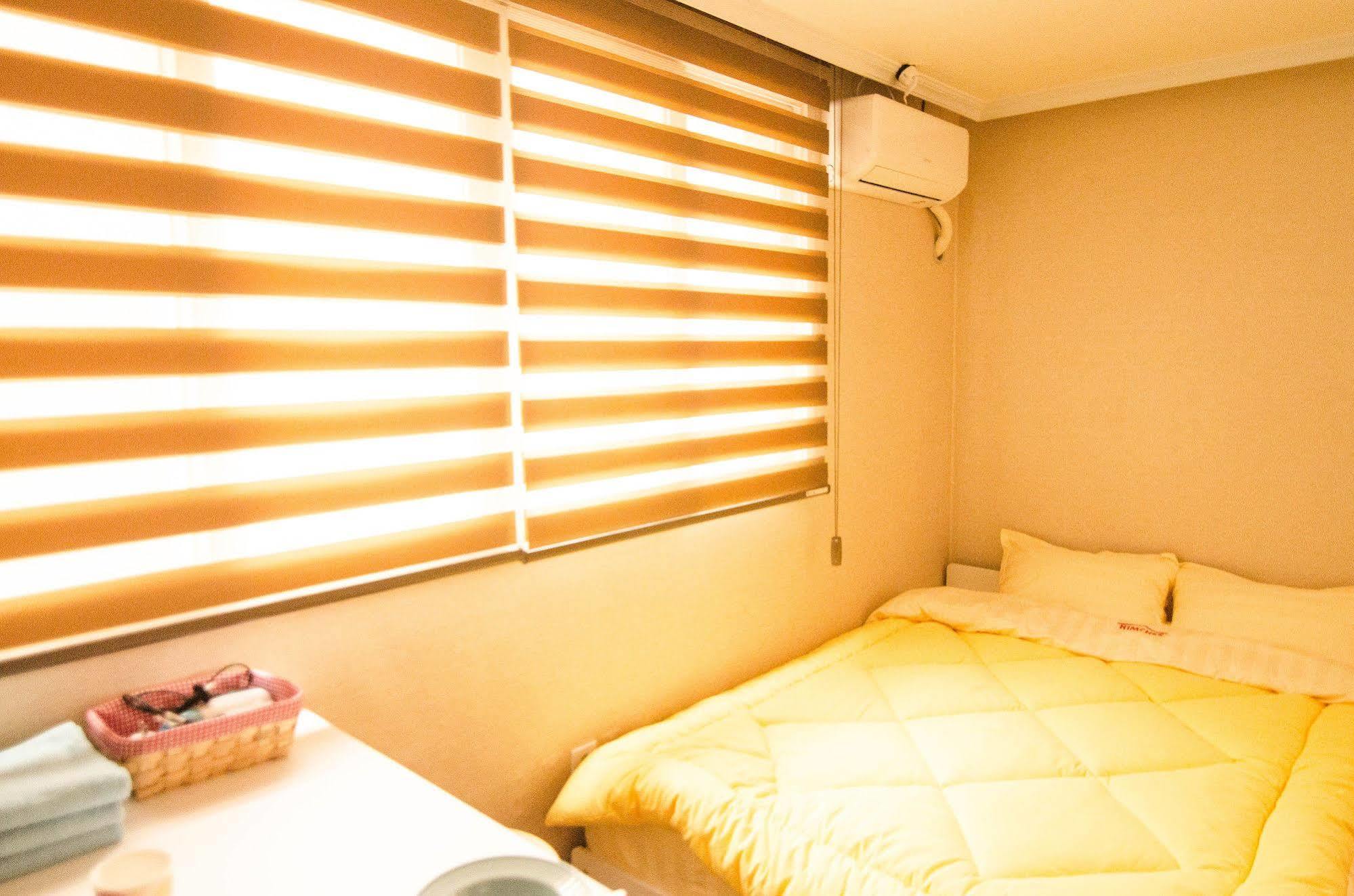 Yakorea Hostel Hongdae Seoul Luaran gambar