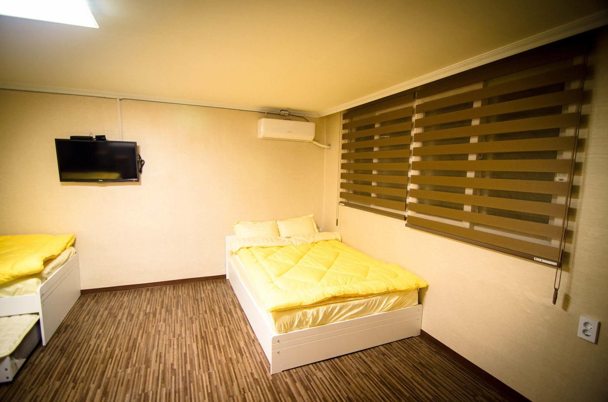 Yakorea Hostel Hongdae Seoul Luaran gambar